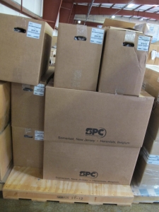 (720) ABSORBENT, HOT DOG TYPE, "ORIGINAL PIG" FORM. 42" LG, 3" DIA. FILLED WITH ORGANIC MATERIAL (CORN COB) FOR OIL, SOLVENTS, OR NON-AGGRESSIVE AQUEOUS WASTES. GREY COLOR. INCINERABLE AND BIODEGRADABLE. 40 PER BOX. LOADING & HANDLING FEE $15-4112